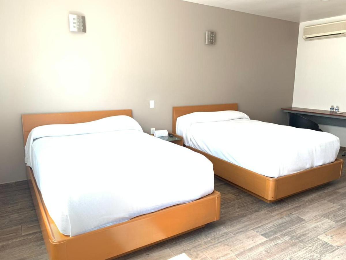 Hotel Alcazar Poza Rica Zewnętrze zdjęcie